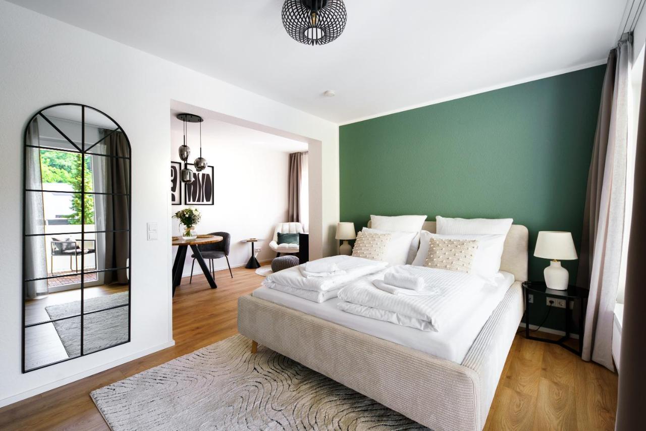 Staytona - Parkpl. - Balkon - Wlan - Netflix - Wfh Taunusstein Buitenkant foto