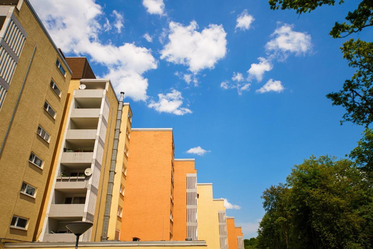 Staytona - Parkpl. - Balkon - Wlan - Netflix - Wfh Taunusstein Buitenkant foto